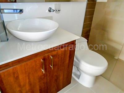 Apartamento en venta en El Poblado, Medellín · foto 11 de 19