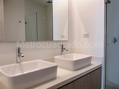 Apartamento de 3 alcobas en venta en El Poblado, Medellín, 119 m² · foto 16 de 20