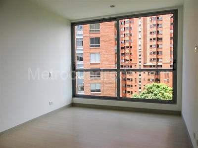 Apartamento de 3 alcobas en venta en El Poblado, Medellín, 119 m² · foto 9 de 20
