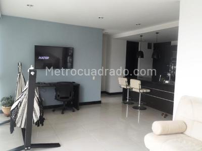 Apartamento en venta en El Poblado, Medellín · foto 4 de 15