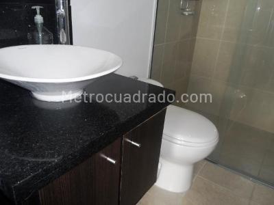 Apartamento en venta en El Poblado, Medellín · foto 11 de 15