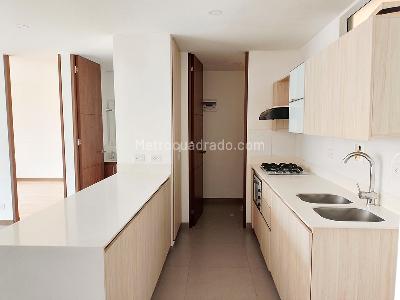 Apartaestudio en arriendo en El Poblado, Medellín · foto 6 de 14