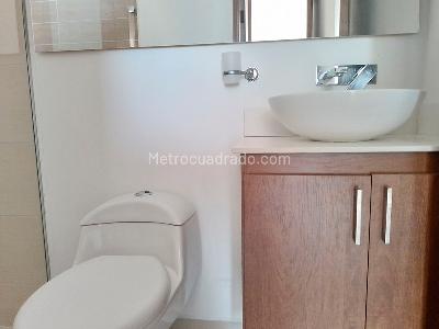 Apartaestudio en arriendo en El Poblado, Medellín · foto 12 de 14