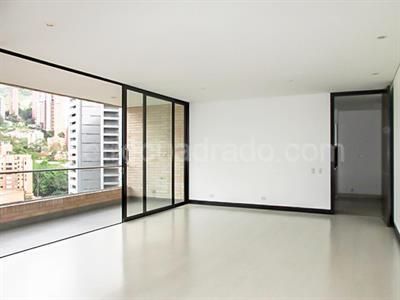 Apartamento de 3 alcobas en arriendo en El Poblado, Medellín, 183 m² · foto 3 de 20
