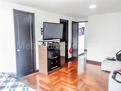 Apartamento de 3 alcobas en venta en El Poblado, Medellín, 152 m² · foto 10 de 18