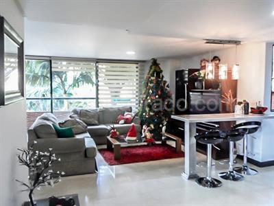Apartamento de 3 alcobas en venta en El Poblado, Medellín, 152 m² · foto 2 de 18