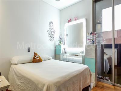Apartamento de 3 alcobas en venta en El Poblado, Medellín, 207 m² · foto 12 de 20