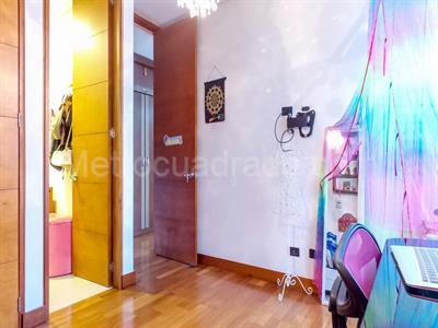 Apartamento de 3 alcobas en venta en El Poblado, Medellín, 207 m² · foto 13 de 20