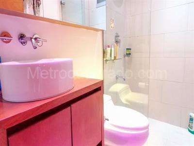 Apartamento de 3 alcobas en venta en El Poblado, Medellín, 207 m² · foto 17 de 20