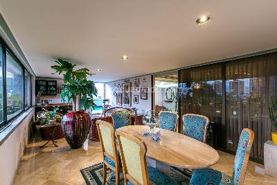 Apartamento de 4 alcobas en venta en El Poblado, Medellín, 497 m² · foto 6 de 20