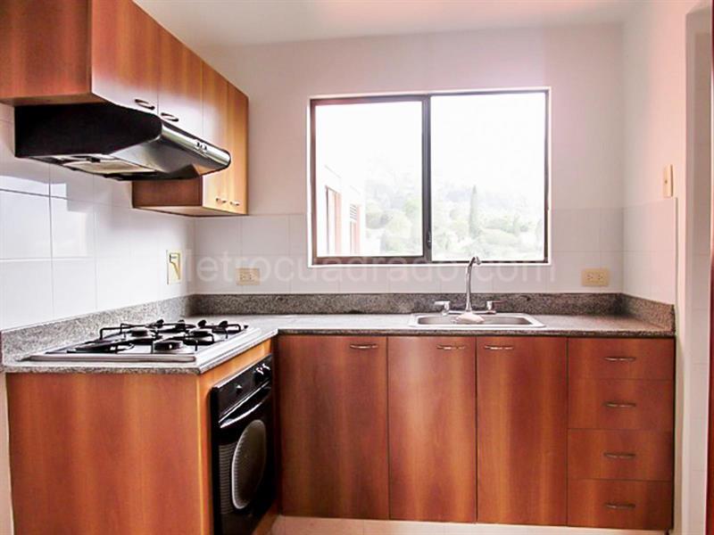 Apartamento Amplio de 3 Alcobas en El Poblado - 3