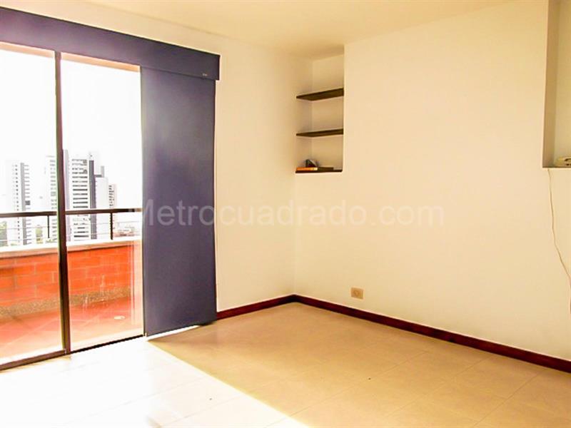 Apartamento Amplio de 3 Alcobas en El Poblado - 8