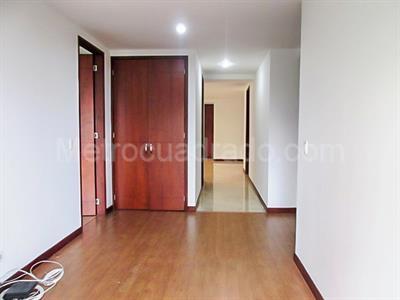 Apartamento de 3 alcobas en venta en El Poblado, Medellín, 190 m² · foto 11 de 18