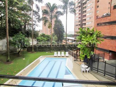 Apartamento de 3 alcobas en venta en El Poblado, Medellín, 190 m² · foto 16 de 18