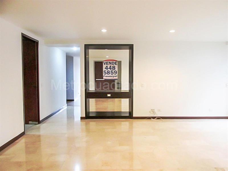 3BR Apartment for Rent & Sale in Gated La Tomatera, El Poblado - 3