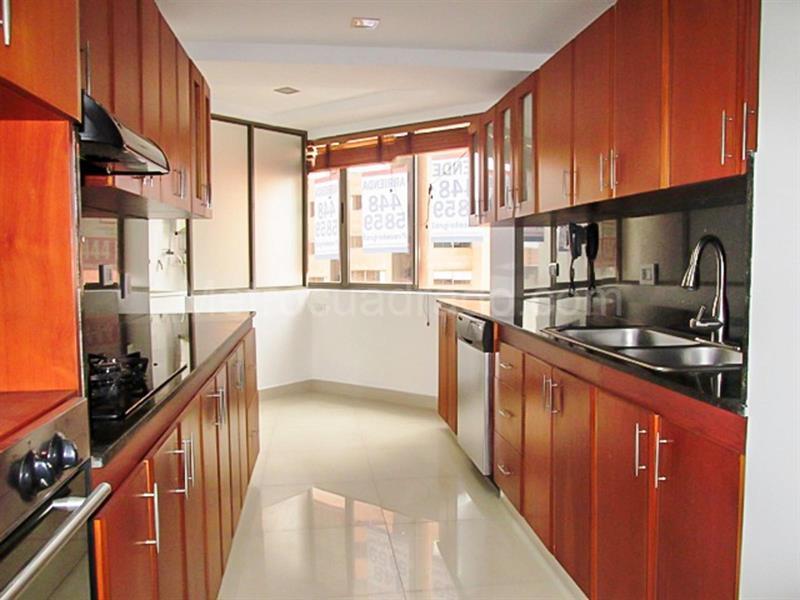 3BR Apartment for Rent & Sale in Gated La Tomatera, El Poblado - 5