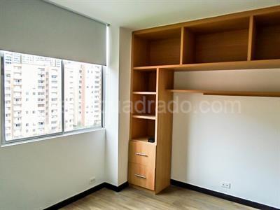 Apartamento de 3 alcobas en arriendo en El Poblado, Medellín, 126 m² · foto 9 de 18