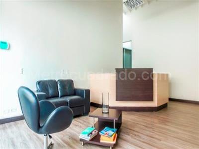 Casa en arriendo en El Poblado, Medellín · foto 3 de 20