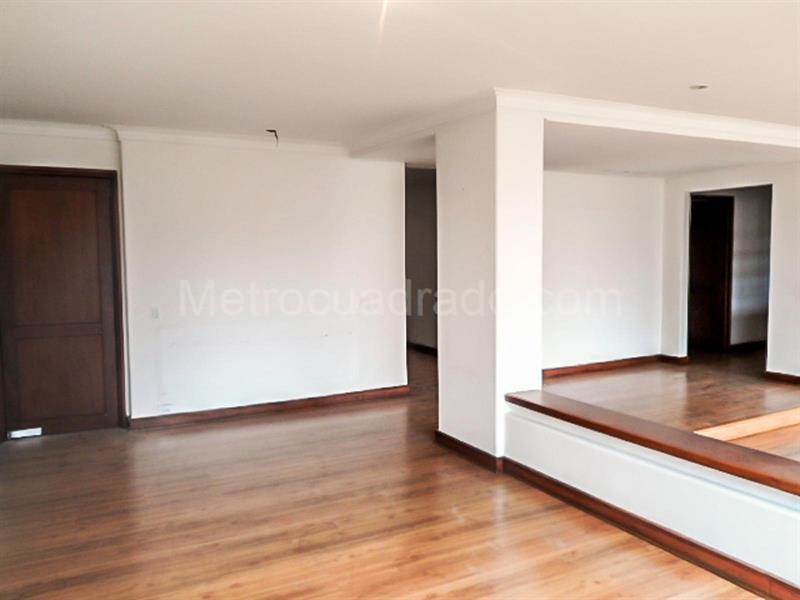 Apartamento en Arriendo y Venta de 3 Alcobas en El Poblado (Vizcaya) - 3