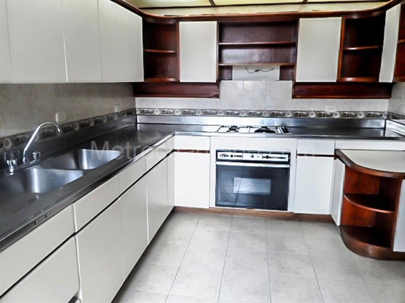 Apartamento en Arriendo y Venta de 3 Alcobas en El Poblado (Vizcaya) - 6