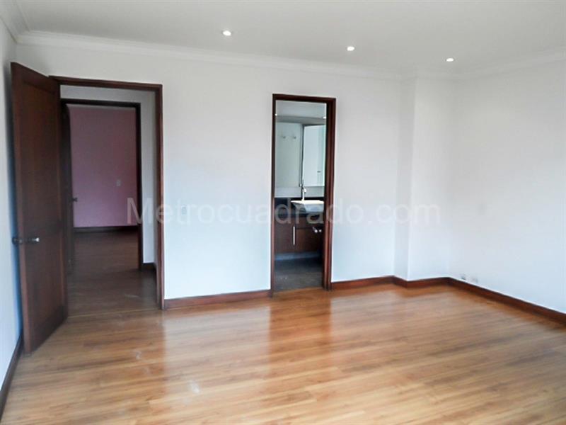 Apartamento en Arriendo y Venta de 3 Alcobas en El Poblado (Vizcaya) - 8