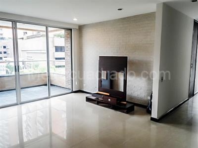 Apartamento en venta en El Poblado, Medellín · foto 2 de 20