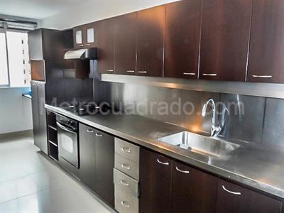 Apartamento en venta en El Poblado, Medellín · foto 6 de 20