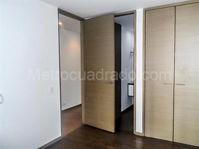 Apartamento en venta en El Poblado, Medellín · foto 11 de 18