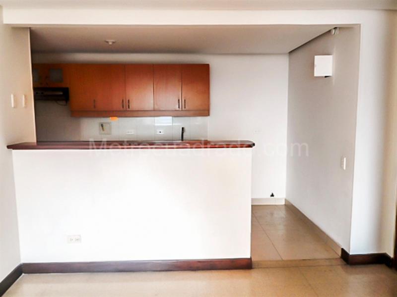 Apartamento de 3 Alcobas en El Poblado para Arriendo y Venta (Loma de los González) - 4