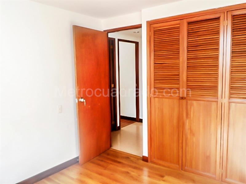 Apartamento de 3 Alcobas en El Poblado para Arriendo y Venta (Loma de los González) - 8