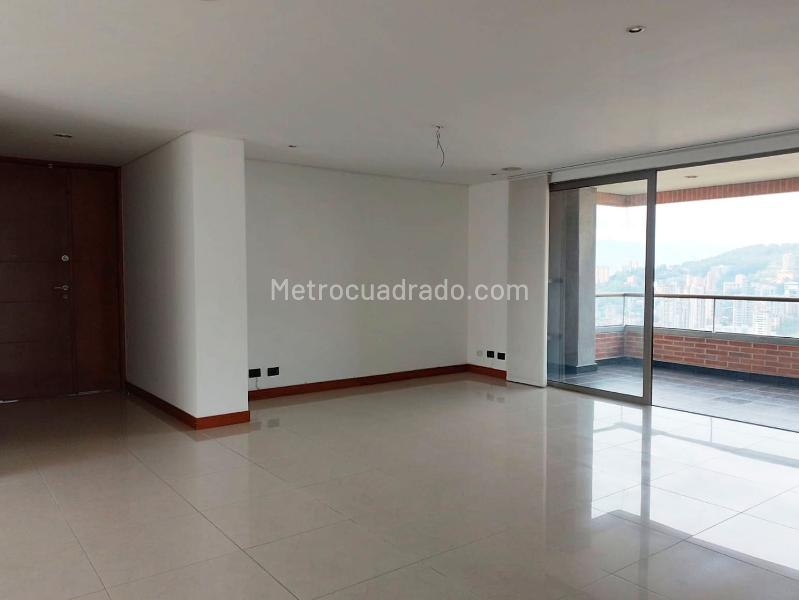 3BR Apartment in EL POBLADO (210 m²) - 2