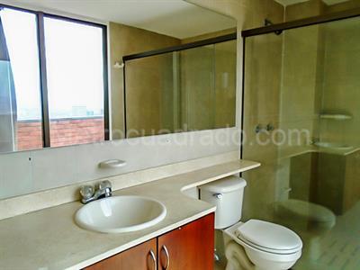 Apartamento en venta en El Poblado, Medellín · foto 11 de 20