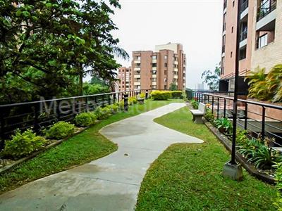Apartamento en venta en El Poblado, Medellín · foto 18 de 20