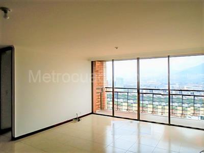 Apartamento en venta en El Poblado, Medellín · foto 2 de 20