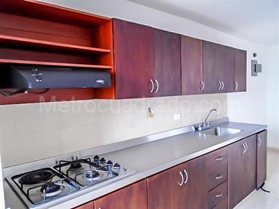 Apartamento en venta en El Poblado, Medellín · foto 4 de 20