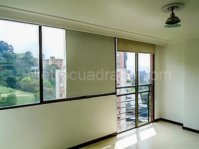Apartamento en venta en El Poblado, Medellín · foto 8 de 20