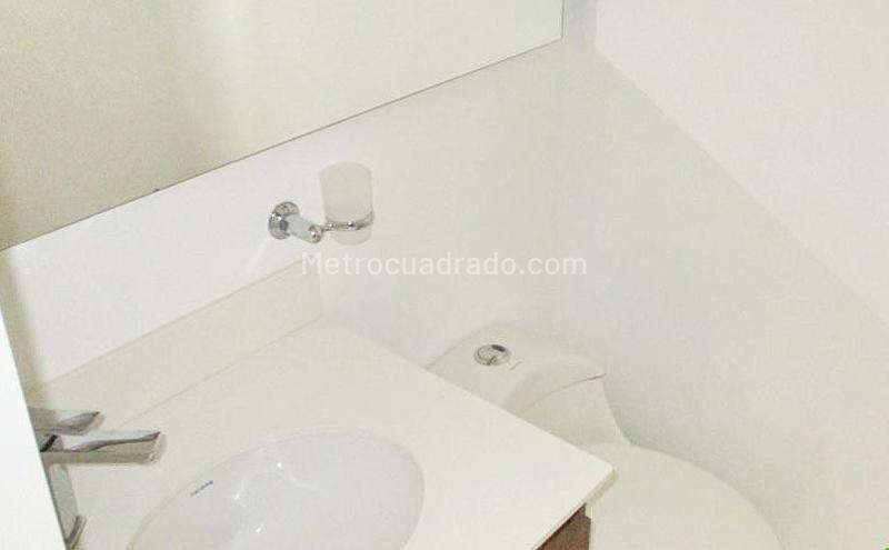 Apartamento Moderno de 2 Alcobas en El Poblado con Piscina - 8