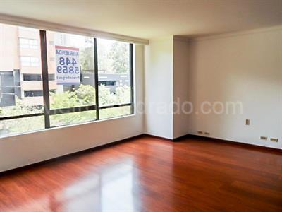 Apartamento de 3 alcobas en arriendo en El Poblado, Medellín, 490 m² · foto 10 de 18