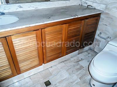 Apartamento de 3 alcobas en arriendo en El Poblado, Medellín, 490 m² · foto 13 de 18