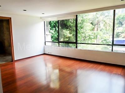 Apartamento de 3 alcobas en arriendo en El Poblado, Medellín, 490 m² · foto 8 de 18