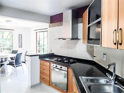 Casa de 4 alcobas en venta en El Poblado, Medellín, 285 m² · foto 4 de 14
