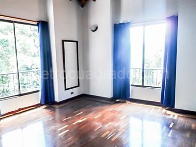 Casa de 4 alcobas en venta en El Poblado, Medellín, 285 m² · foto 6 de 14