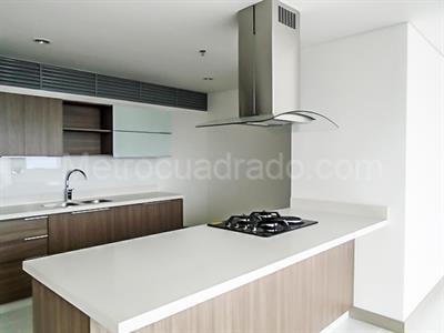 Apartamento de 2 alcobas en venta en El Poblado Castropol, Medellín, 90 m² · foto 6 de 16