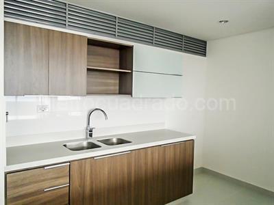 Apartamento de 2 alcobas en venta en El Poblado Castropol, Medellín, 90 m² · foto 7 de 16