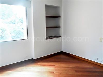Apartamento de 3 alcobas en venta en El Poblado, Medellín, 220 m² · foto 12 de 18