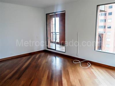 Apartamento de 3 alcobas en venta en El Poblado, Medellín, 220 m² · foto 9 de 18