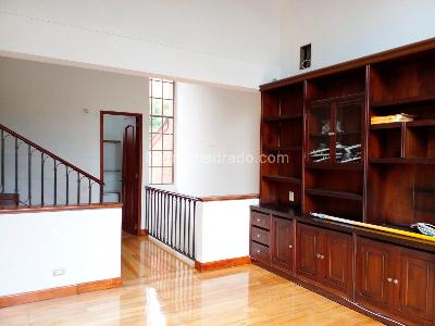 Casa en arriendo en El Poblado, Medellín · foto 8 de 20