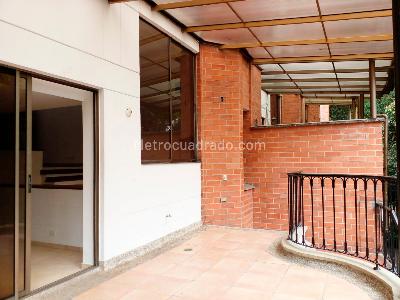 Casa en arriendo en El Poblado, Medellín · foto 18 de 20