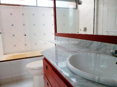 Casa en arriendo en El Poblado, Medellín · foto 19 de 20