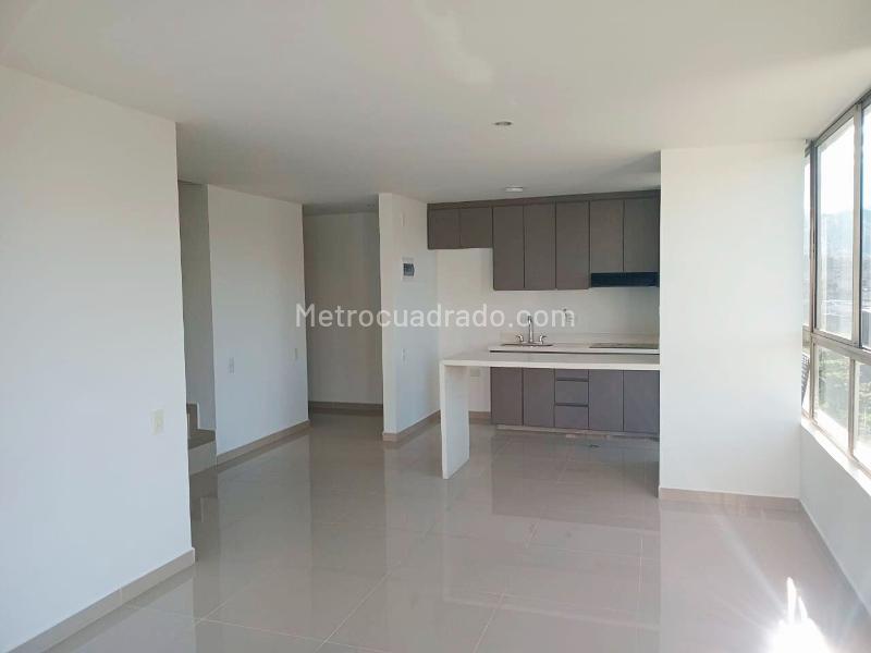 Apartamento Cómodo de 2 Alcobas en El Poblado con Seguridad 24/7 - 3